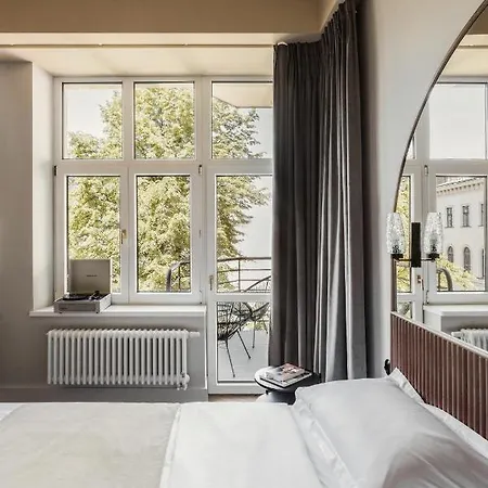 Angelus كراكوفيا